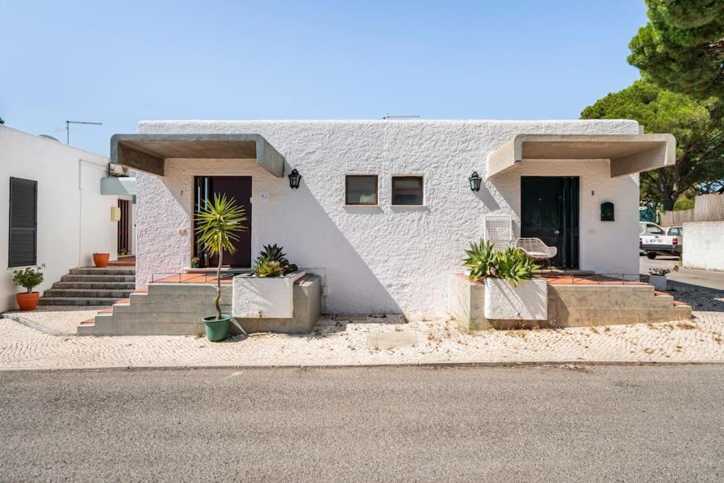 Sunny Villa With Golf Front View Vilamoura Extérieur photo