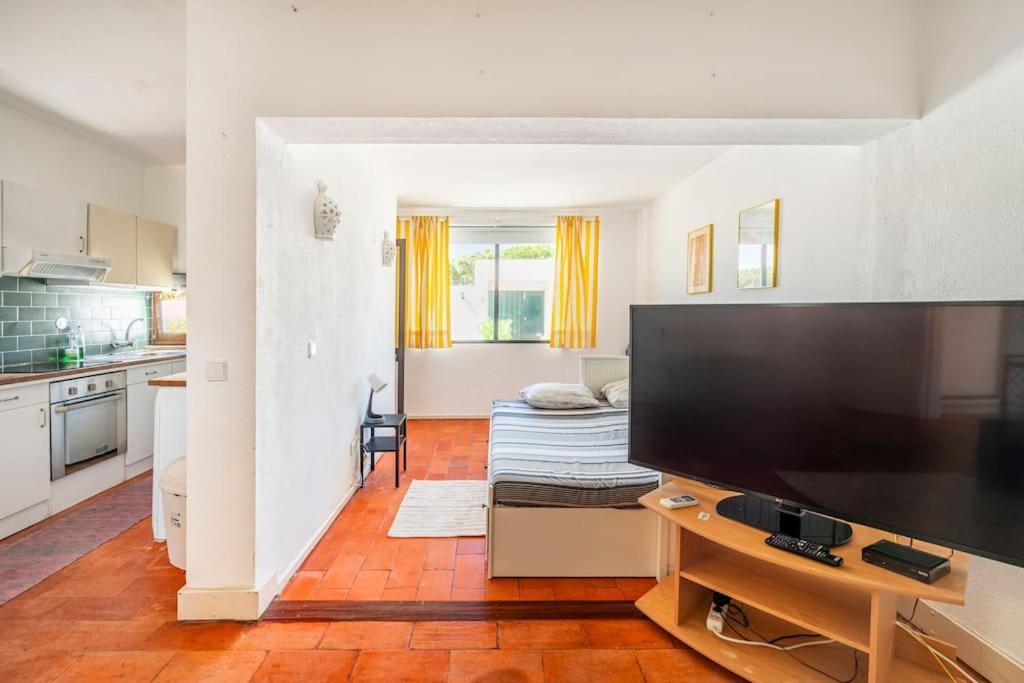 Sunny Villa With Golf Front View Vilamoura Extérieur photo